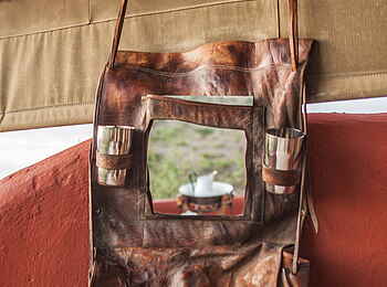 Shu'mata Camp: Rasierspiegel Shu'mata Camp: Rasierspiegel