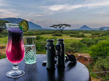 Soroi Larsens Camp: Der Sundowner Soroi Larsens Camp: Der Sundowner