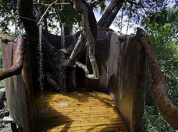 Tubu Tree: Außendusche Tubu Tree: Außendusche