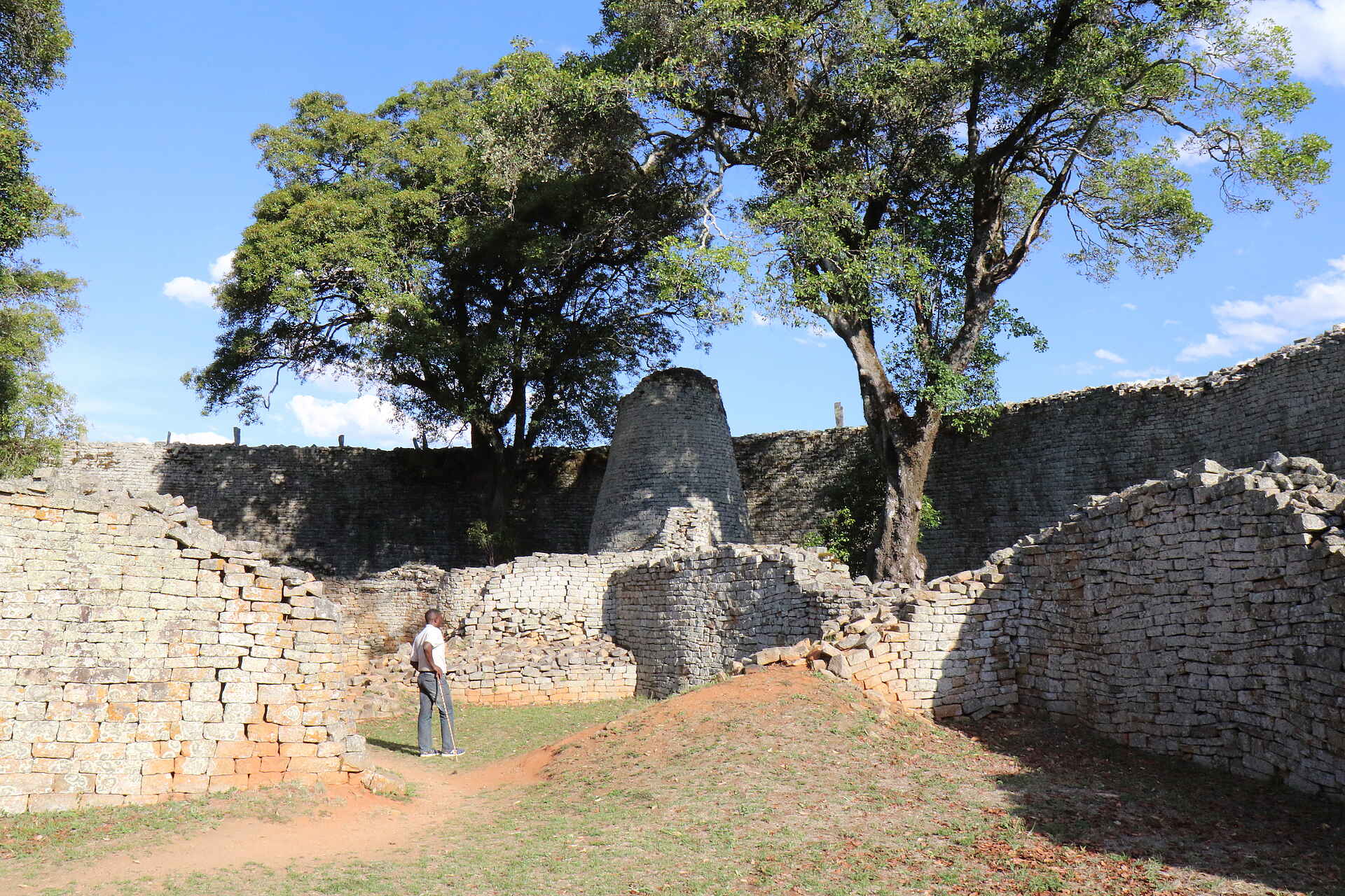 Bergruinen, Eastern Enclosure, Great Zimbabwe, Konischer Turm, UNESCO, Weltkulturerbe, Afrikarma, Afrikarma Safaris, Afrikarma Safaris - Wildnis. Hautnah., Afrikarma.de