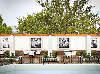 L'Avenir Country Lodge: Außendeck der Pinotage Lounge L'Avenir Country Lodge: Außendeck der Pinotage Lounge