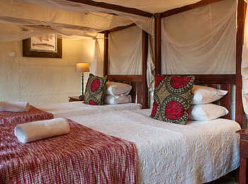 Bayete Guest Lodge: Bett