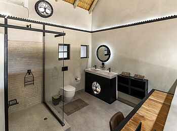 Chobe River Lodge: Badezimmer Riverview Suite