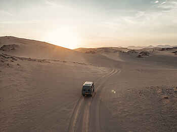 Doro Nawas Camp: Game Drive
