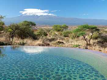 Elerai Camp: Ein Pool mit Aussicht Elerai Camp: Ein Pool mit Aussicht