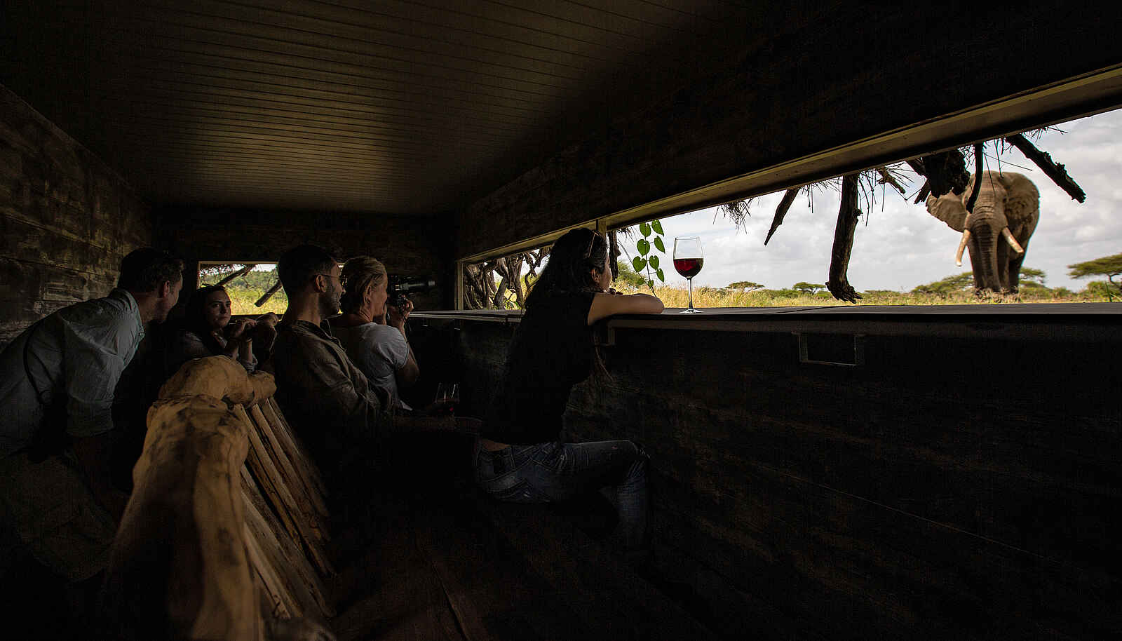 Ol Donyo Lodge: Im Unterstand der Lodge Ol Donyo Lodge: Im Unterstand der Lodge