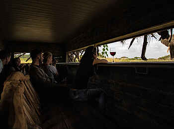 Ol Donyo Lodge: Im Unterstand der Lodge Ol Donyo Lodge: Im Unterstand der Lodge