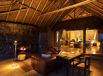 Ol Donyo Lodge: Private Lounge Ol Donyo Lodge: Private Lounge
