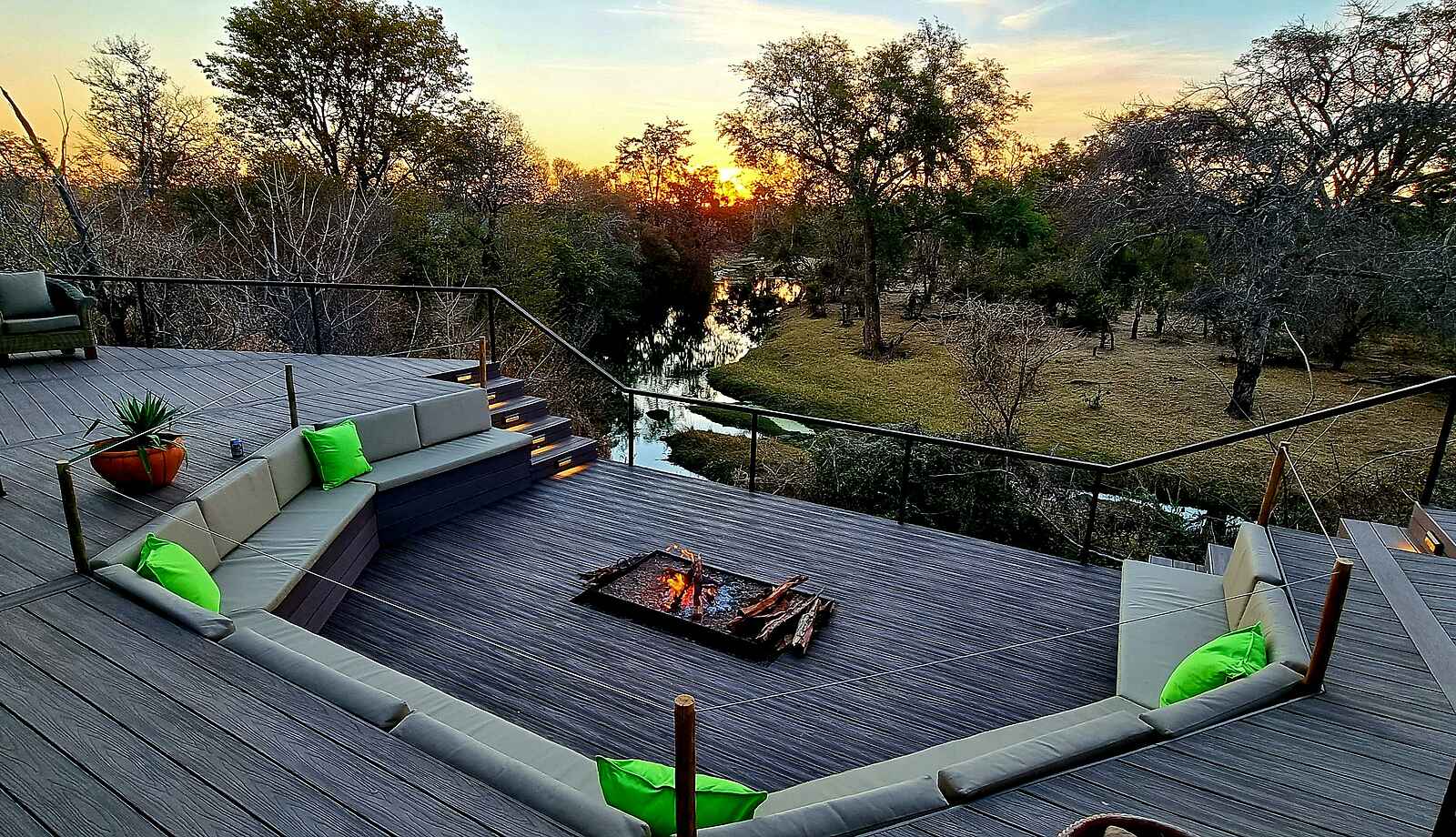 The Wallow Lodge: Die Feuerstelle The Wallow Lodge: Die Feuerstelle