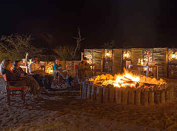 Simbavati Hilltop Lodge: Nächtliche Boma