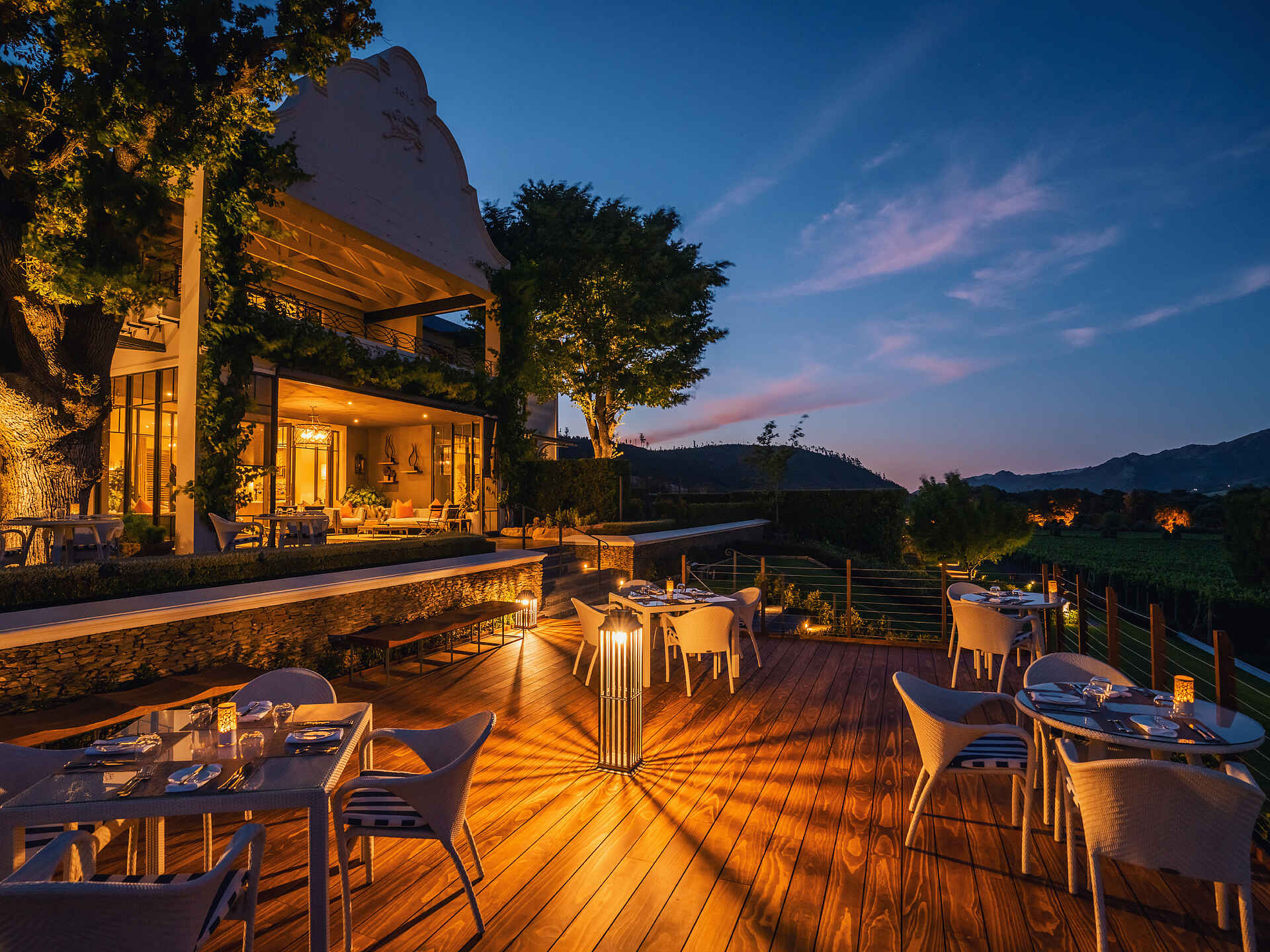 Leeu Estates: Terrasse im Abendlicht