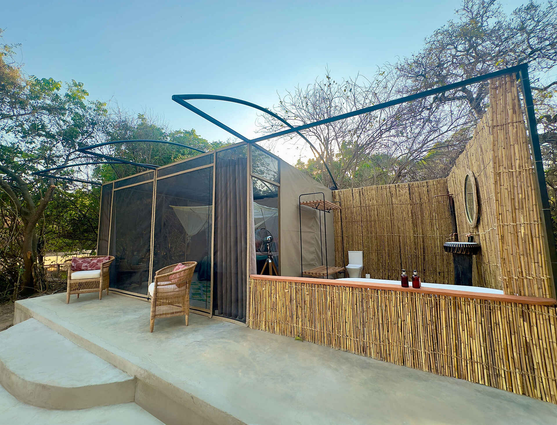 Luambe Horizons Camp: Blick auf das Canvas Chalet