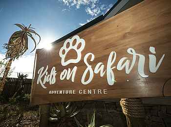 Riverdene Family Lodge: Kids on Safari Riverdene Family Lodge: Kids on Safari