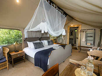 Tsowa Safari Island Lodge: Ein River Deck Zelt