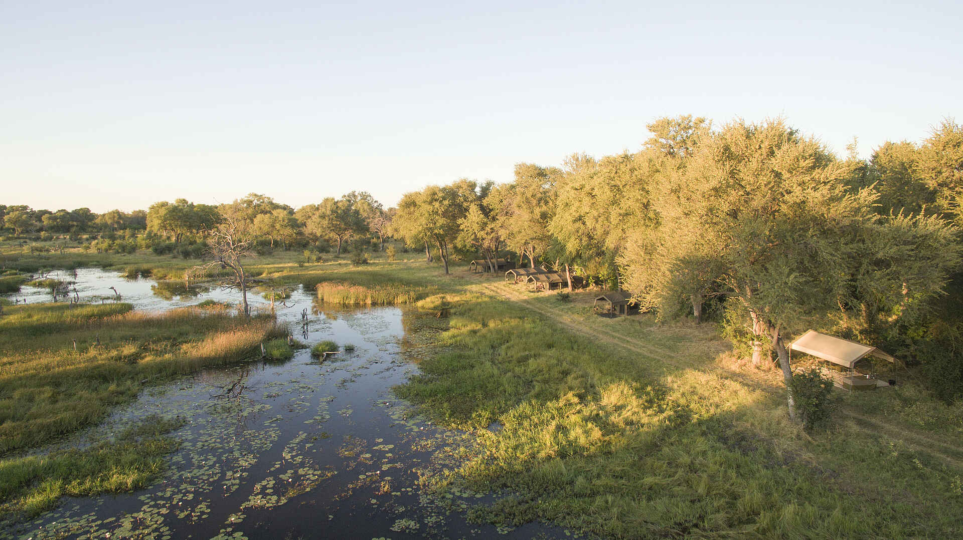 Miracle Rivers Komfort Safari: Das Camp aus der Vogelperspektive