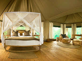 Chindeni Bushcamp: Gästezeltinterieur Chindeni Bushcamp: Gästezeltinterieur