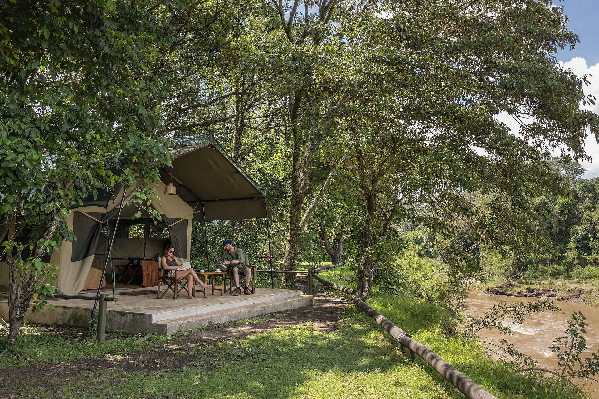 Governor´s Camp: Luxury Tent Terrasse