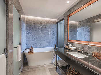 Gran Melia Arusha: Badezimmer der Junior Suite