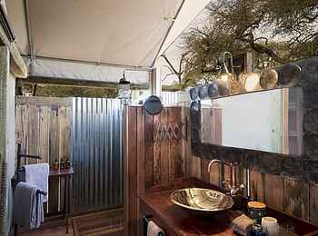 Somalisa Expeditions Camp: Der Waschtisch