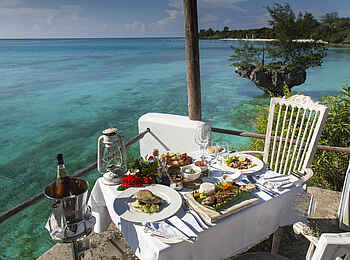 The Aiyana: Lunch direkt am Wasser The Aiyana: Lunch direkt am Wasser