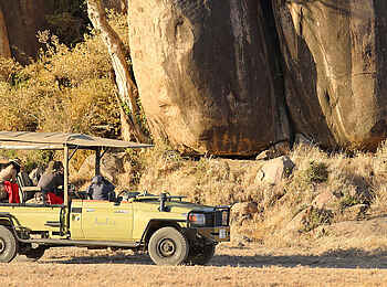 Namiri Plains Camp: Game Drive