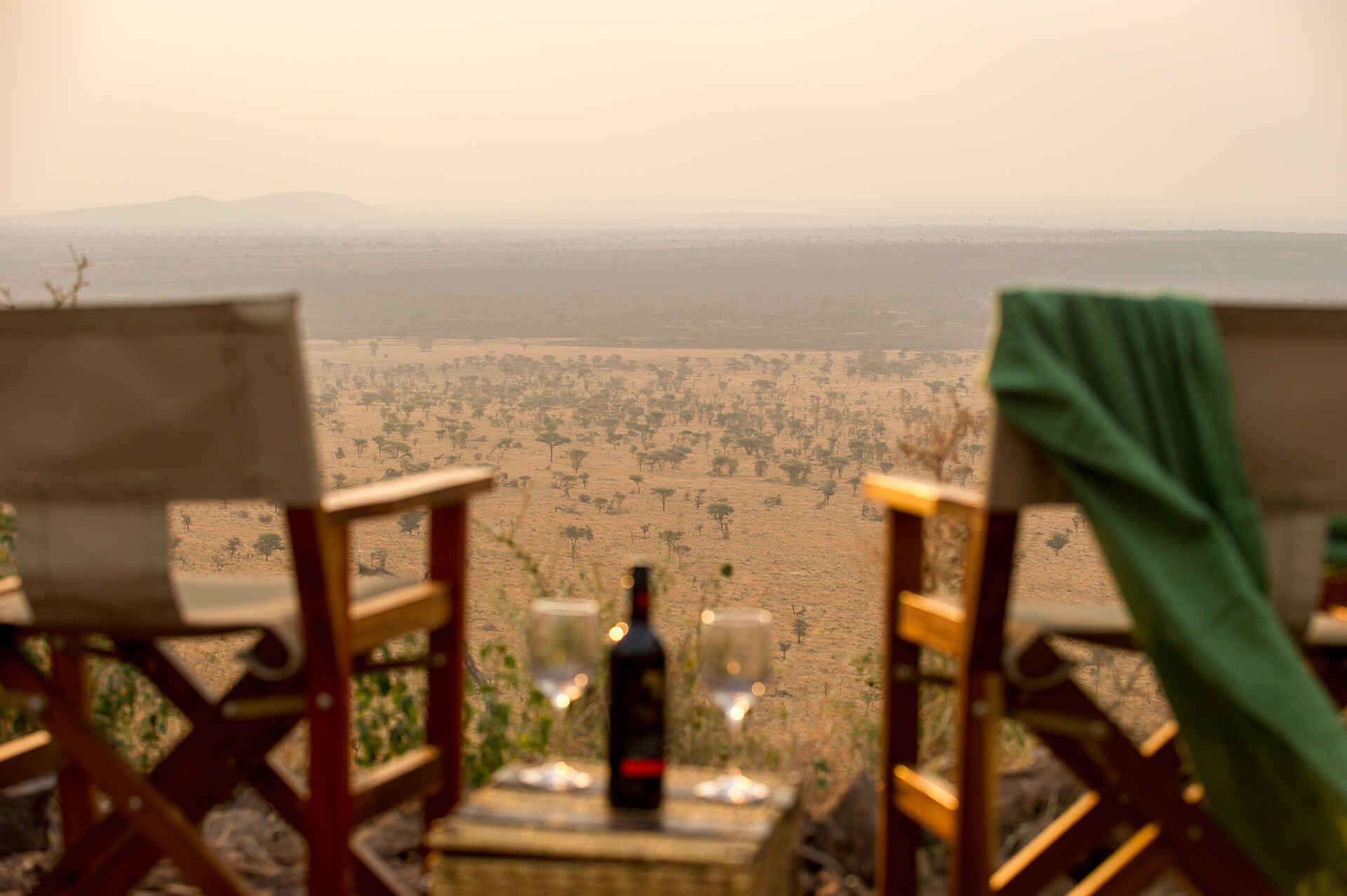 Kubu Kubu Tented Camp: Sonnenuntergang mit Wein