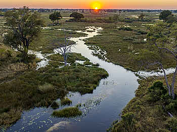 Mbamba: Die Landschaft aus der Vogelperspektive Mbamba: Die Landschaft aus der Vogelperspektive