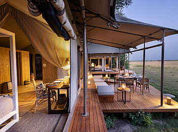 Monachira Camp: Blick auf die Veranda Monachira Camp: Blick auf die Veranda