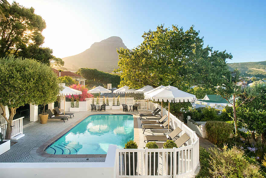 One Kensington Boutique Hotel: Blick auf den Poolbereich One Kensington Boutique Hotel: Blick auf den Poolbereich