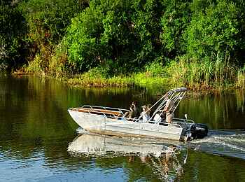 Sindile Luxury Tented Camp: Ausflug mit dem Boot Sindile Luxury Tented Camp: Ausflug mit dem Boot