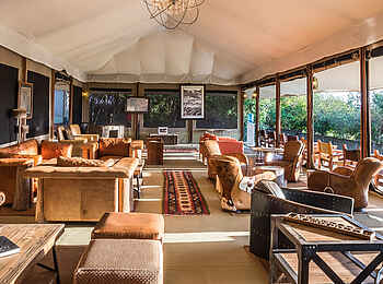 Entim Masai Mara: Halboffene Lounge