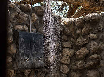 Chem Chem Lodge: Außendusche Chem Chem Lodge: Außendusche