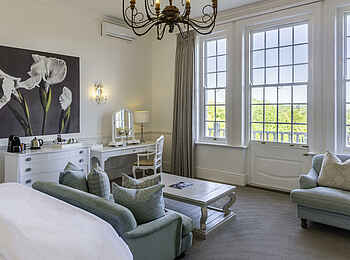 The Cellars-Hohenort Hotel & Spa: Luxury Double Room Bett The Cellars-Hohenort Hotel & Spa: Luxury Double Room Bett