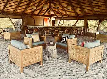 Leopard Plains: Lounge und Bar Leopard Plains: Lounge und Bar