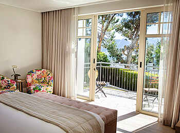 La Petite Ferme Boutique Hotel: Winery Suite Blick auf Terrasse
