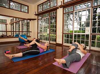 Legendary Lodge: Yoga