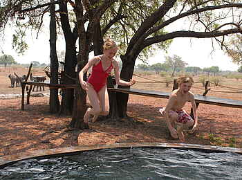 Luangwa Safari House: Badespaß Luangwa Safari House: Badespaß