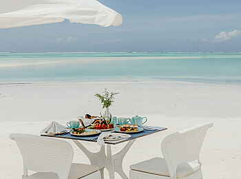 LUX Marijani: Lunch am Strand