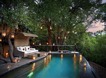 Morukuru River House: Terrasse mit Pool Morukuru River House: Terrasse mit Pool