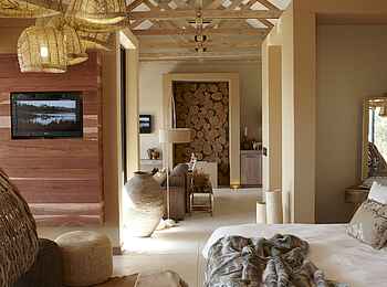 The Olive Exclusive: Erongo - Suite und Dachbalken