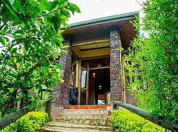 Ichumbi Gorilla Lodge: Eingang