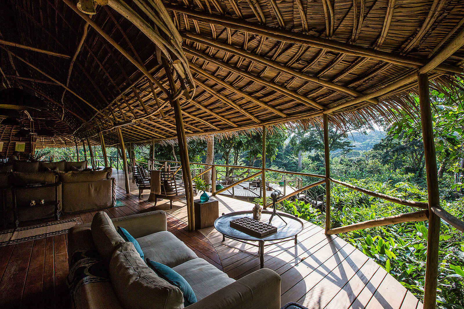 Ngaga Camp: Die Lounge mit Ausblick Ngaga Camp: Die Lounge mit Ausblick