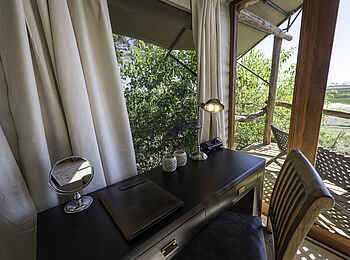 Little Tubu: Schreibtisch Little Tubu: Schreibtisch