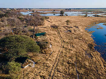 Luiana Plains Expedition Camp: Camp an der Flußlandschaft
