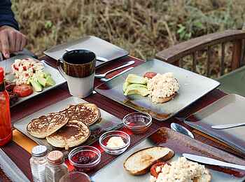 Soroi Leopards Lair Cottages: Buschfrühstück