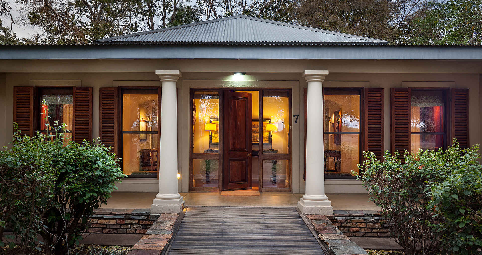 Mala Mala, Mala Mala Private Game Reserve, MalaMala, MalaMala Rattrays Camp, Rattrays Camp, Sabi Sand Game Reserve, Südafrika, Gästeunterkünfte, Afrikarma, Afrikarma Safaris, Afrikarma Safaris - Wildnis. Hautnah., Afrikarma.de