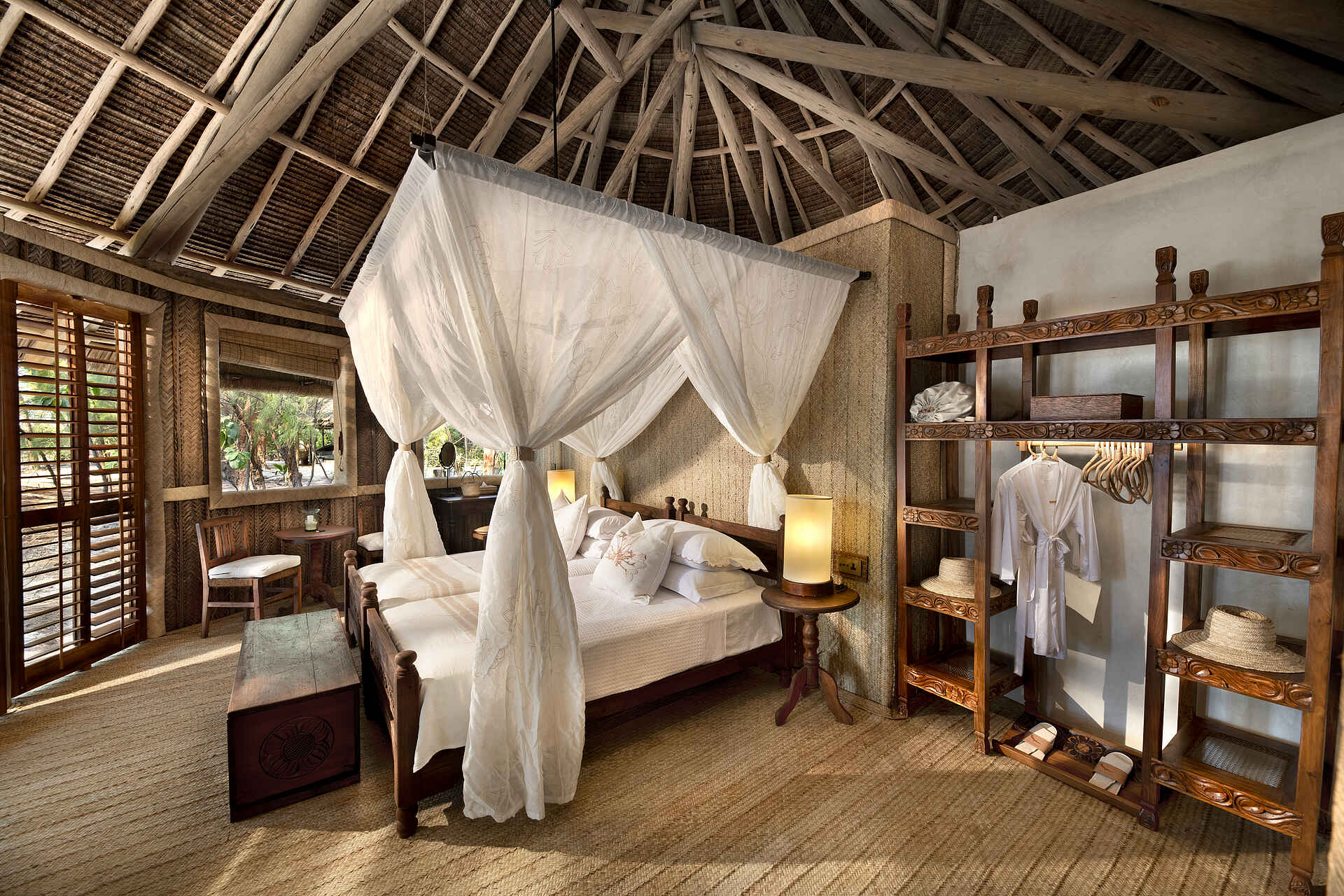 andBeyond Mnemba Island Lodge: Schlafzimmer der Familien Banda