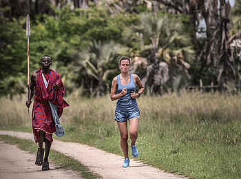 Chem Chem Lodge: Jogging mit Begleitung Chem Chem Lodge: Jogging mit Begleitung