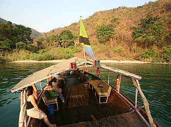 Mbali Mbali Mahale Lodge: Bootsfahrt