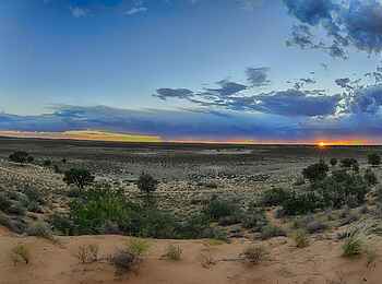 Rooiputs Lodge: Sonnenuntergang